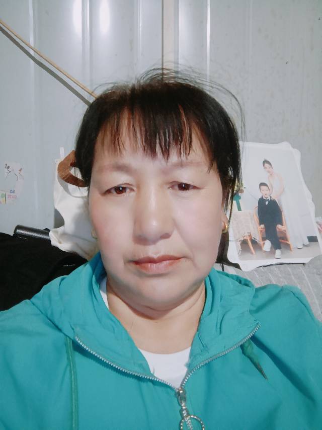 阿姨资料照片