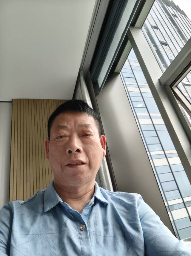 阿姨资料照片