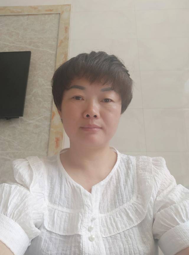 阿姨资料照片