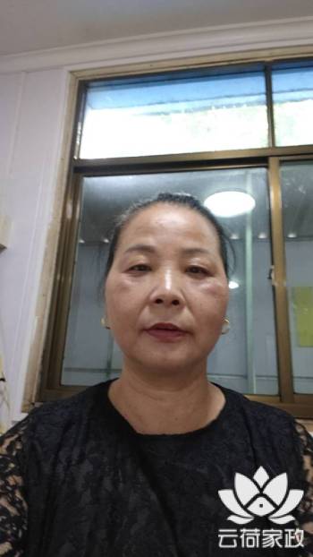 阿姨资料照片