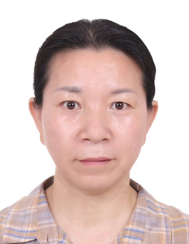 阿姨资料照片