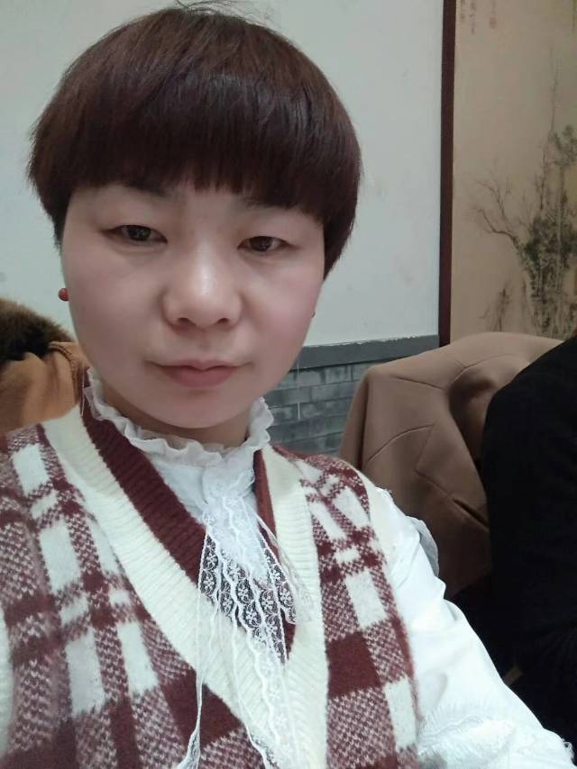 阿姨资料照片
