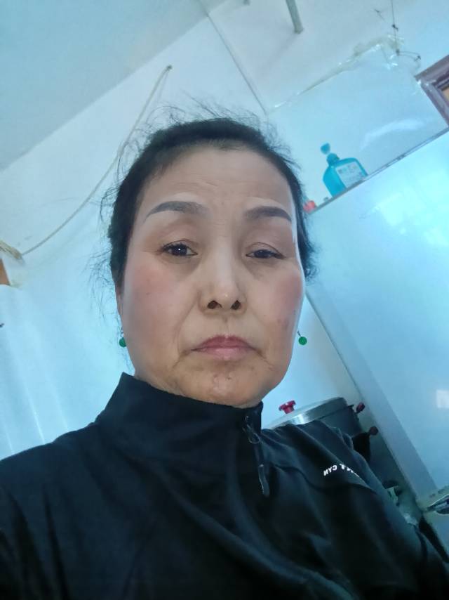 阿姨资料照片