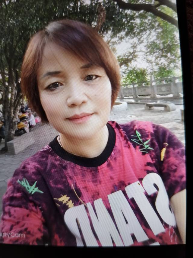 阿姨资料照片