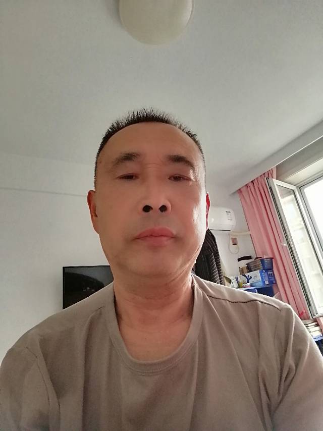 阿姨资料照片