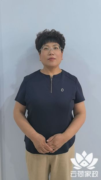 阿姨资料照片