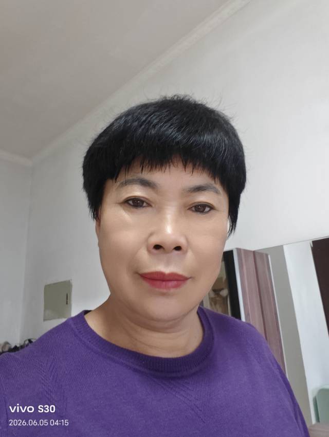阿姨资料照片