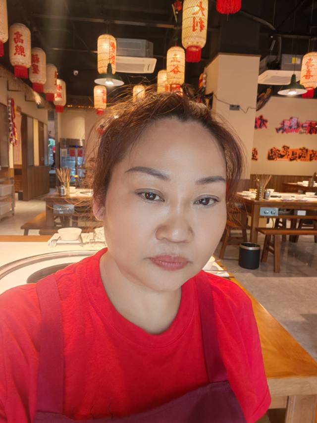 阿姨资料照片
