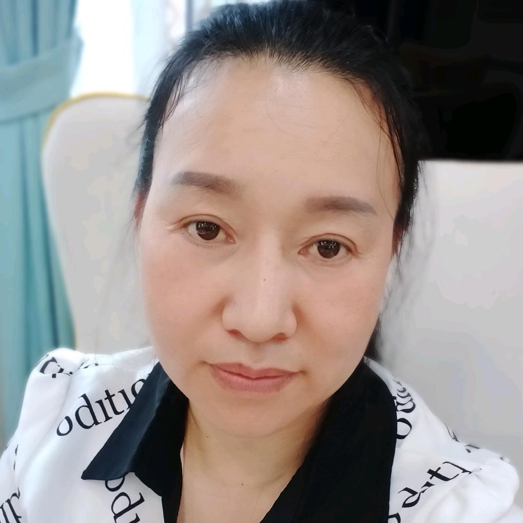 阿姨资料照片