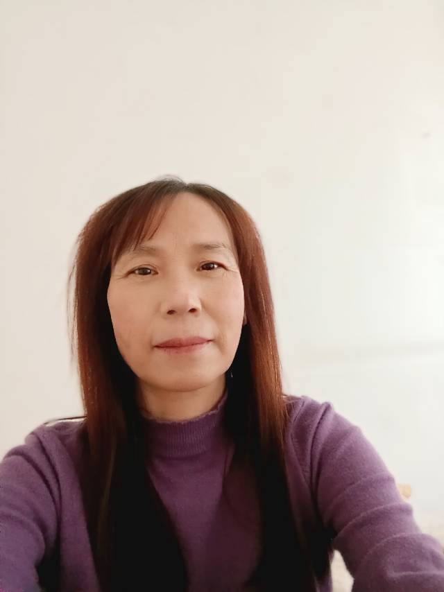 阿姨资料照片