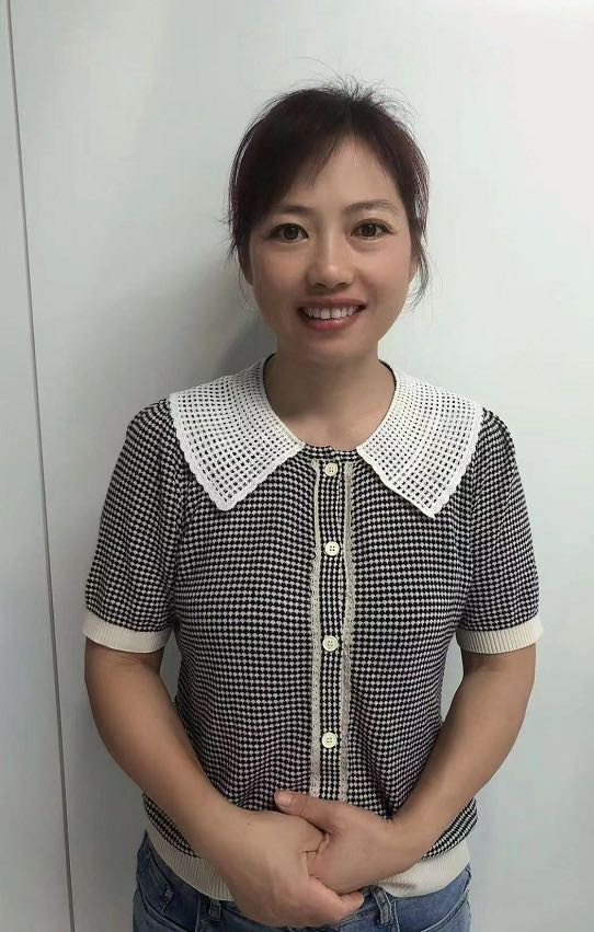 阿姨资料照片
