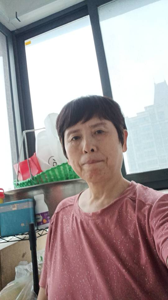 阿姨资料照片