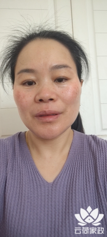 阿姨资料照片