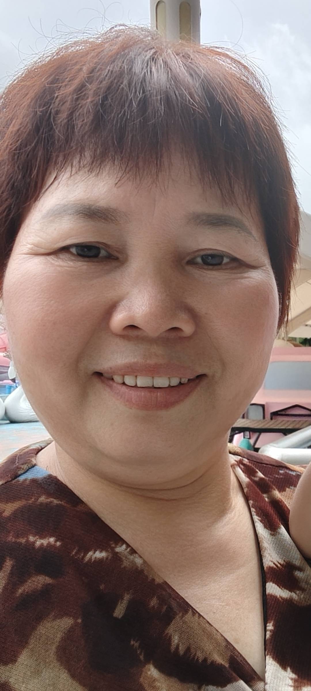 阿姨资料照片