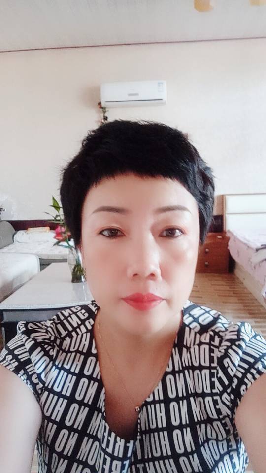 阿姨资料照片