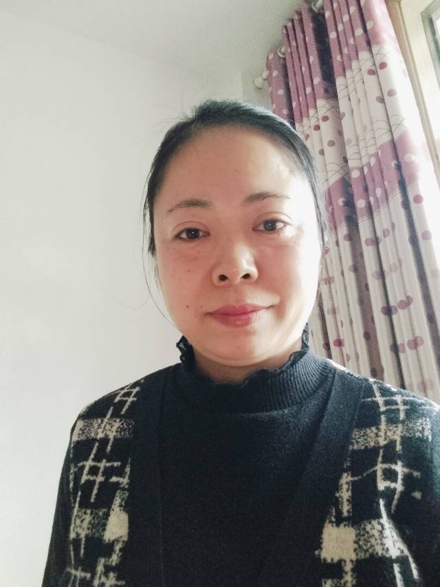 阿姨资料照片
