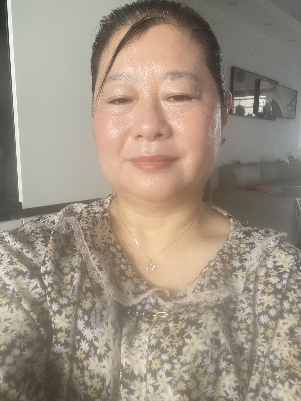 阿姨资料照片