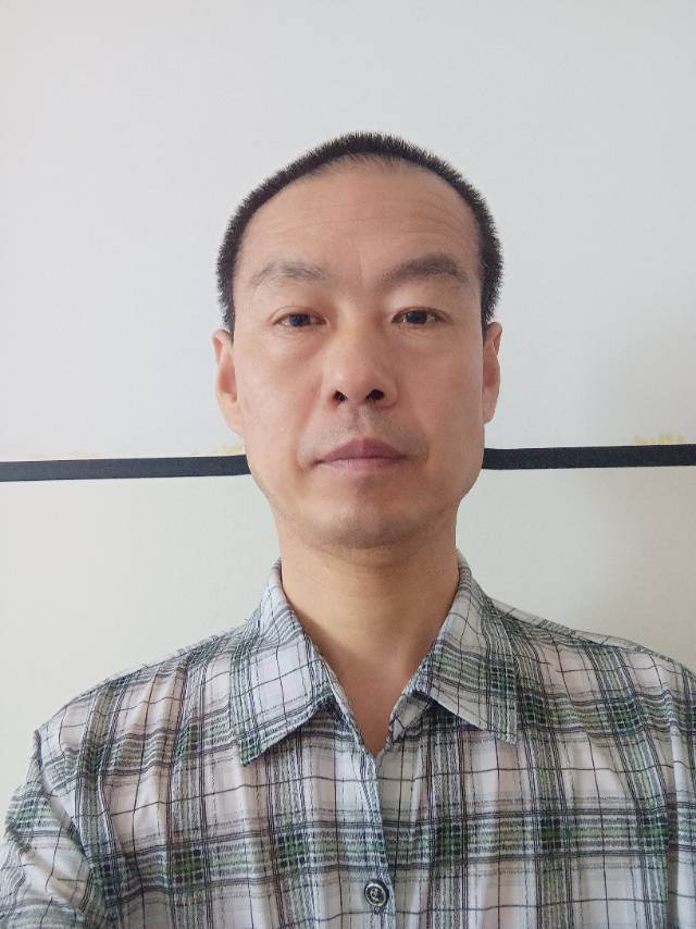 阿姨资料照片