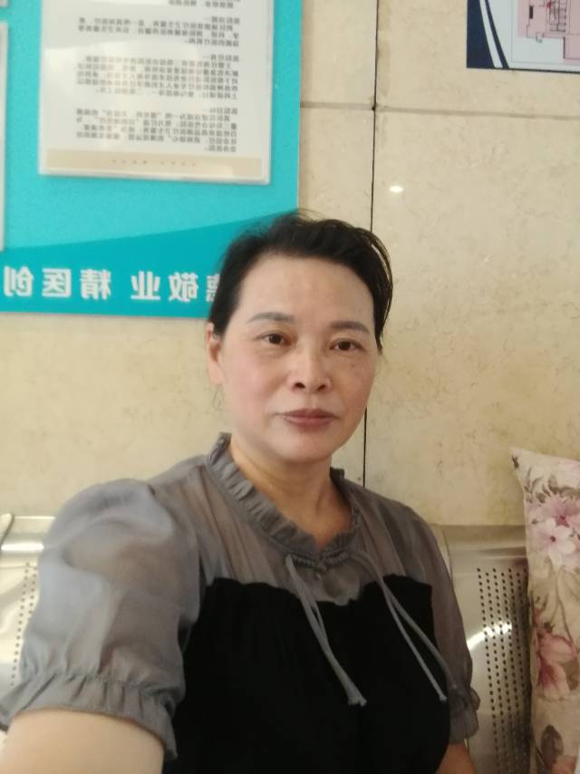 阿姨资料照片
