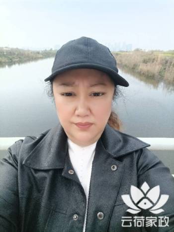 阿姨资料照片