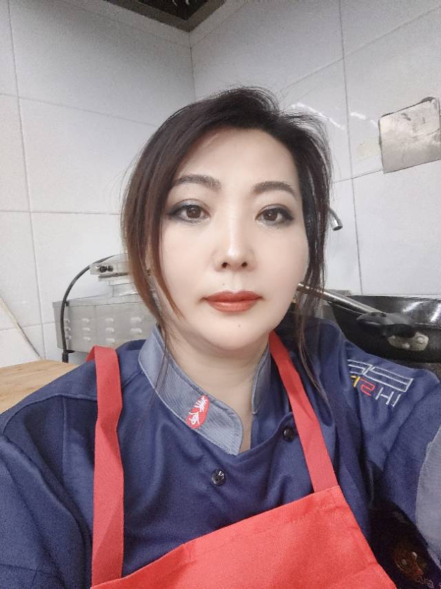 阿姨资料照片