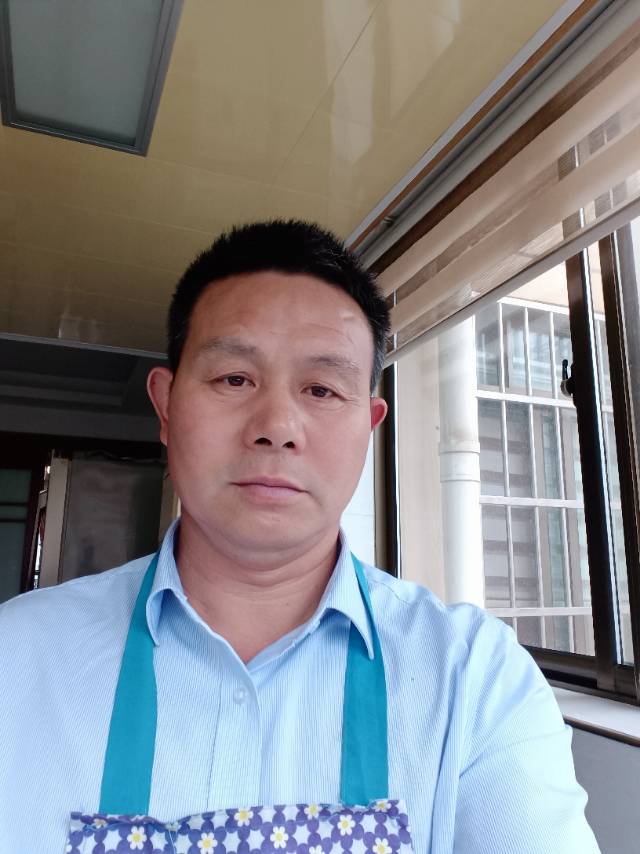 阿姨资料照片