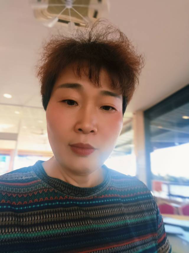 阿姨资料照片