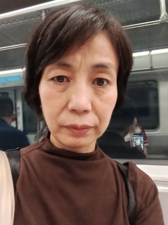 阿姨资料照片