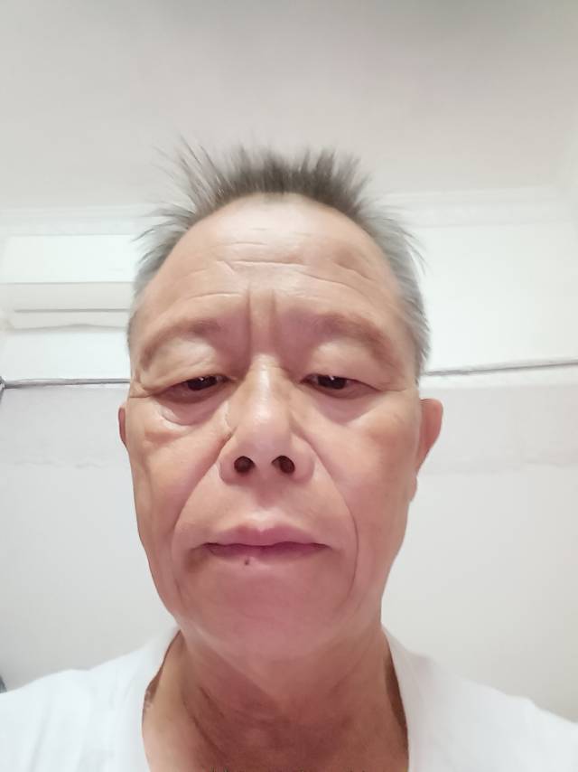 阿姨资料照片