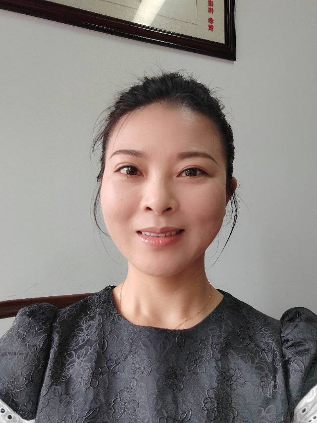 阿姨资料照片