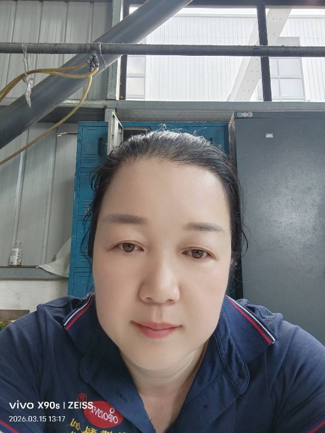 阿姨资料照片