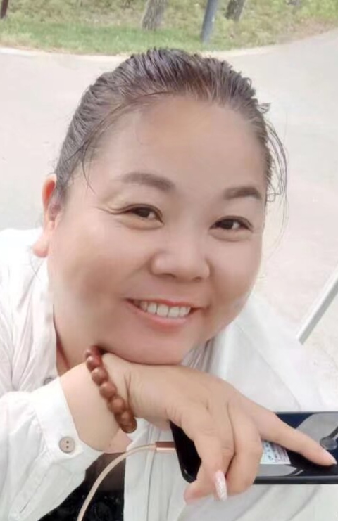 阿姨资料照片