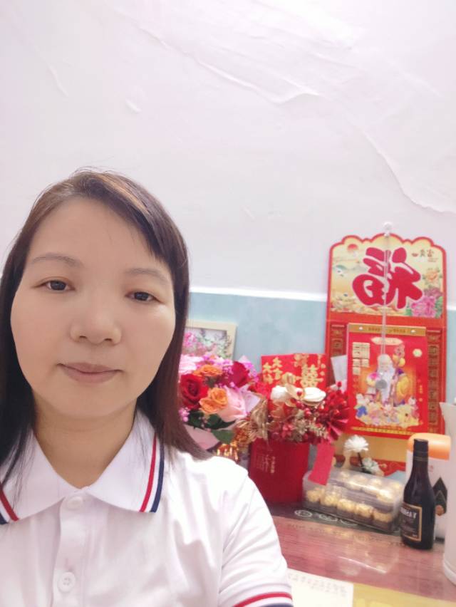阿姨资料照片