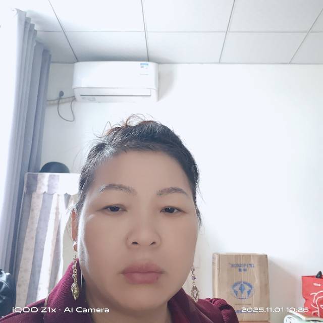 阿姨资料照片
