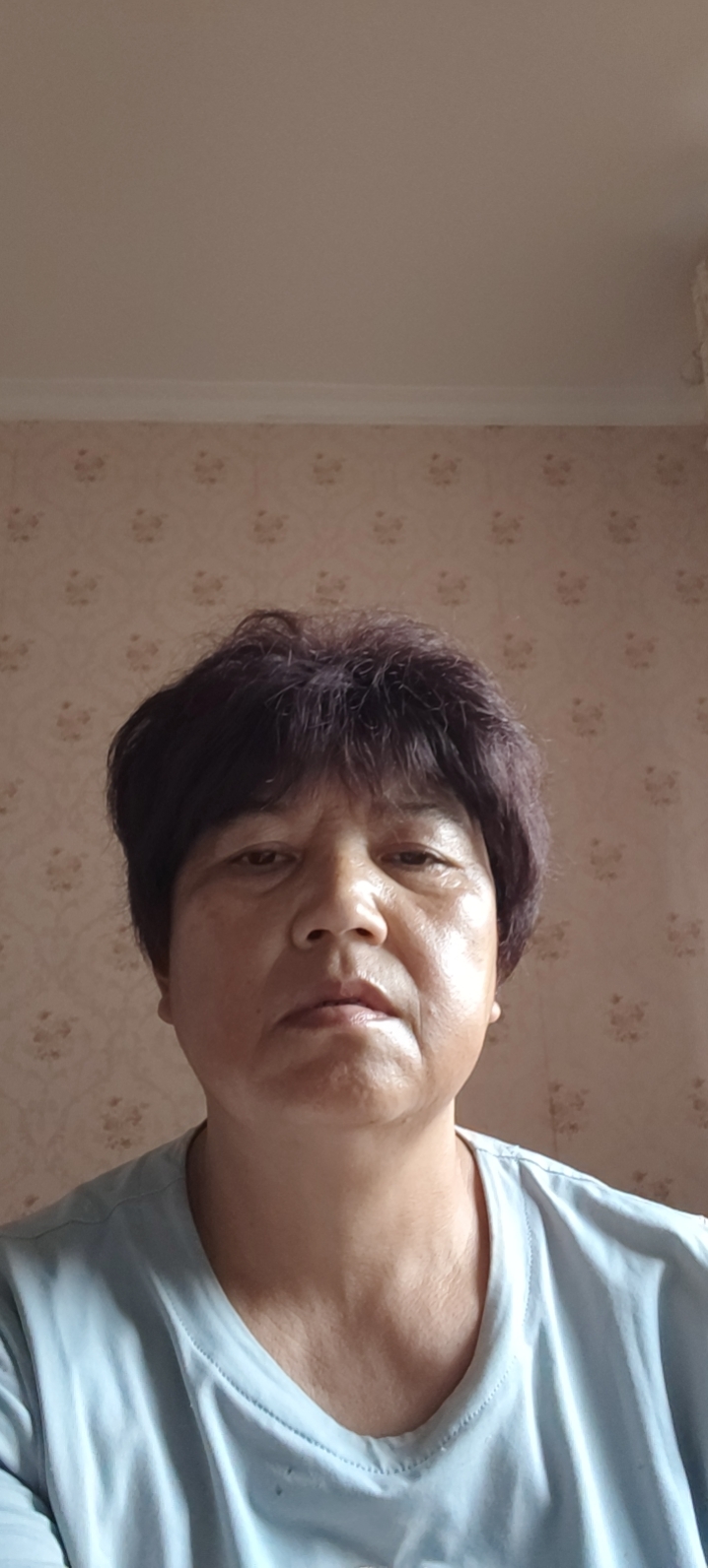 阿姨资料照片