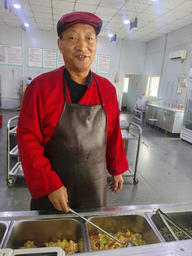 阿姨资料照片