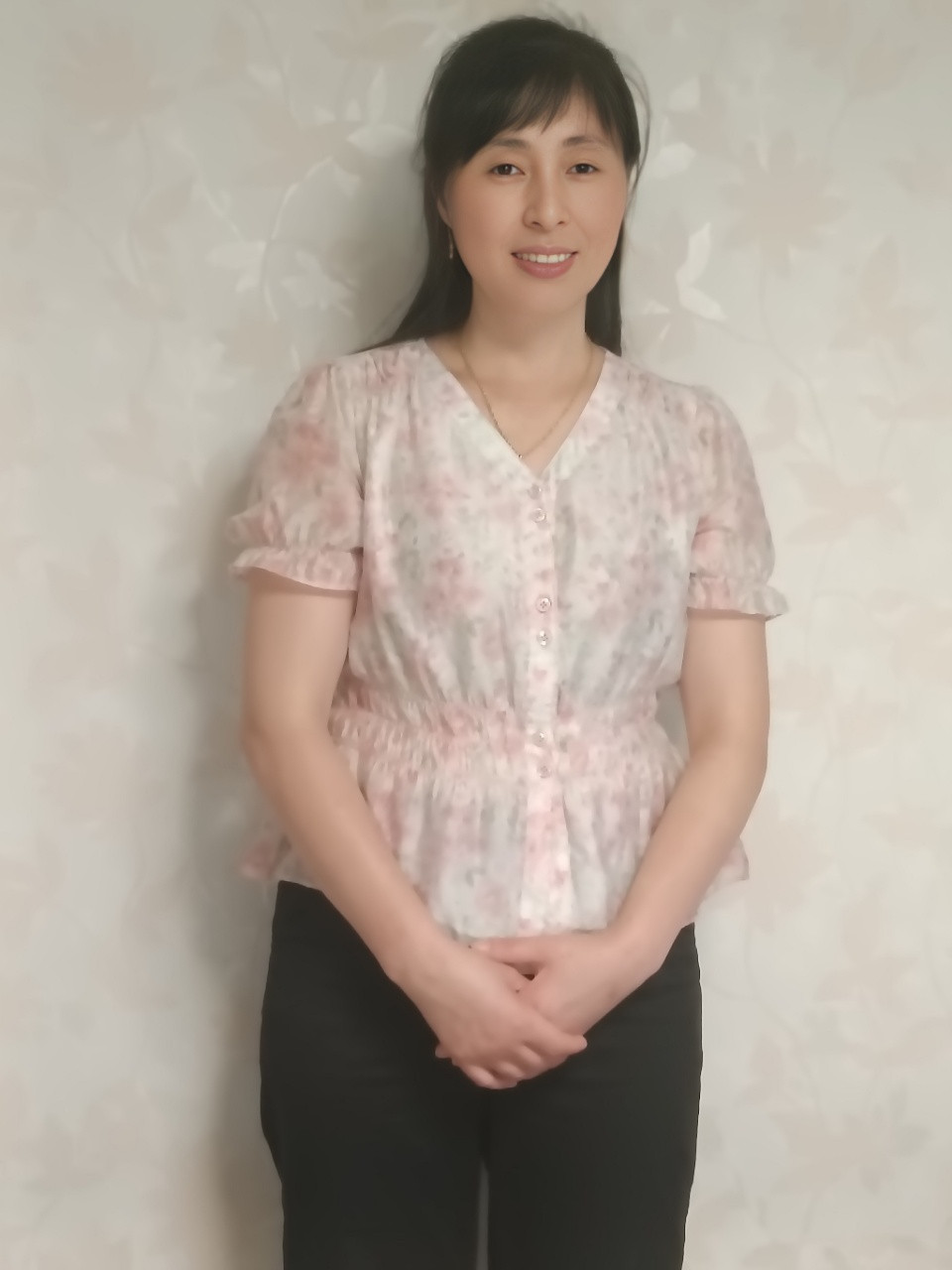 阿姨资料照片