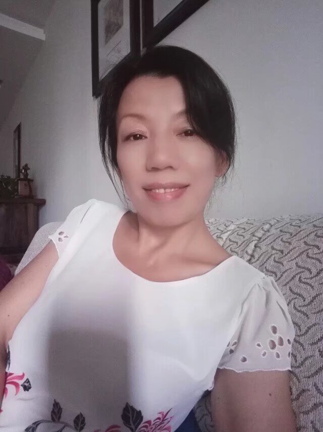 阿姨资料照片