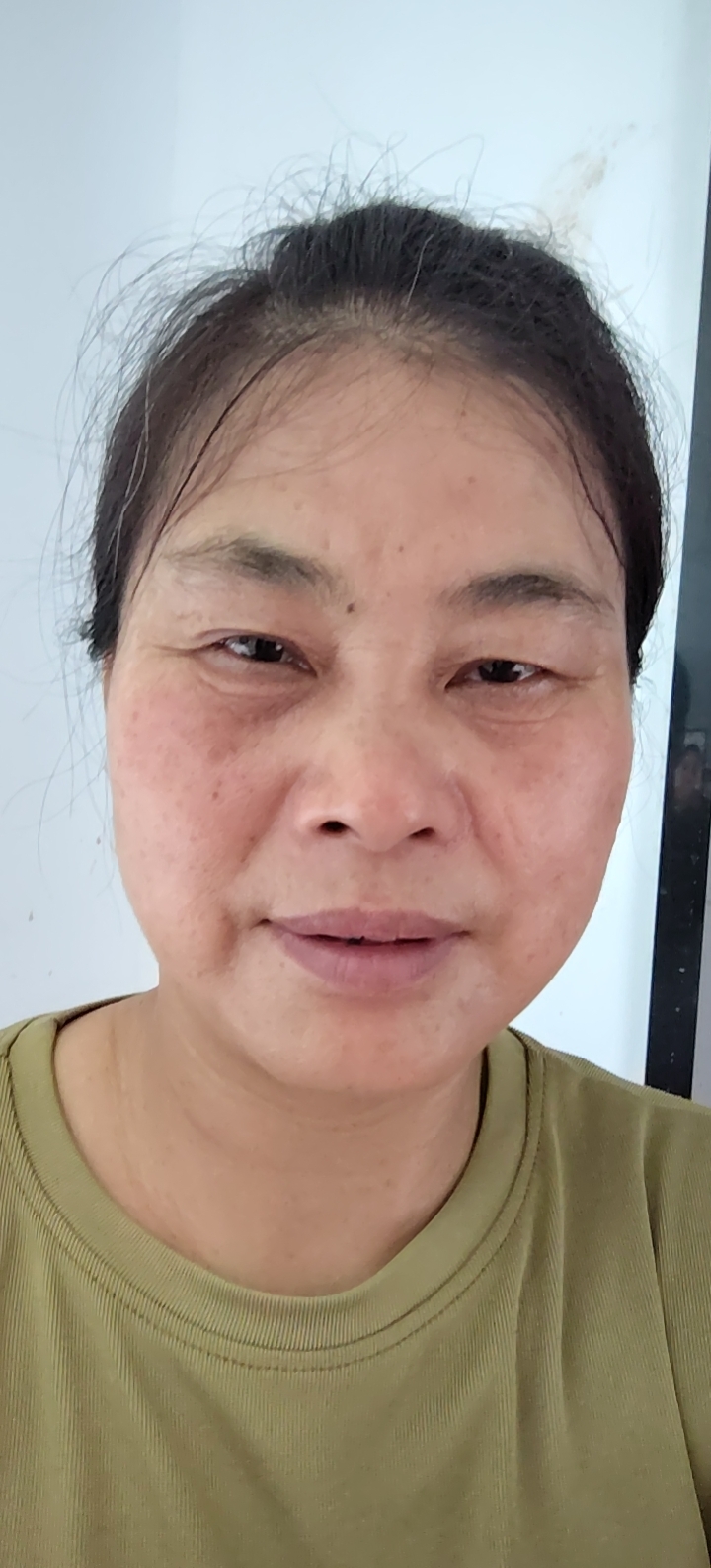 阿姨资料照片