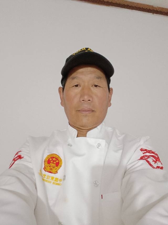 阿姨资料照片