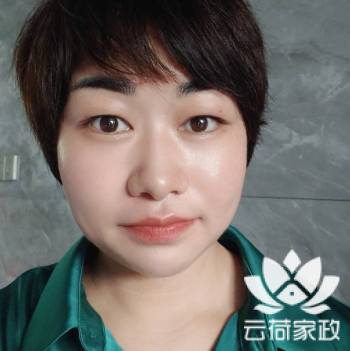 阿姨资料照片