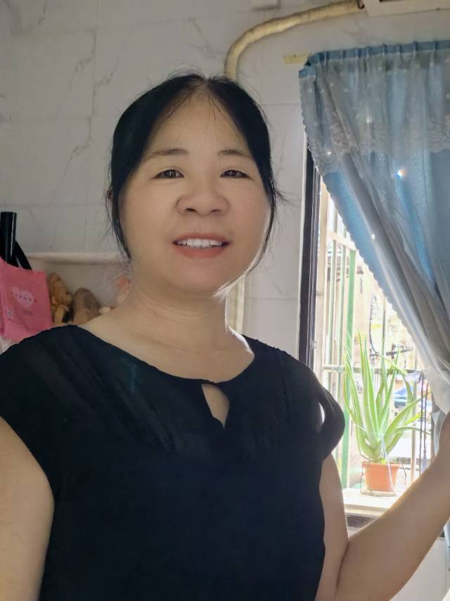 阿姨资料照片