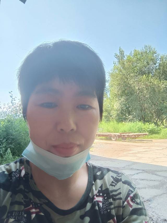 阿姨资料照片
