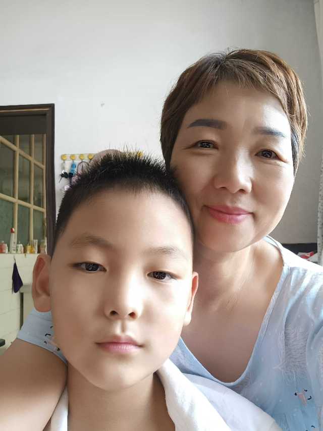 阿姨资料照片