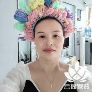阿姨资料照片