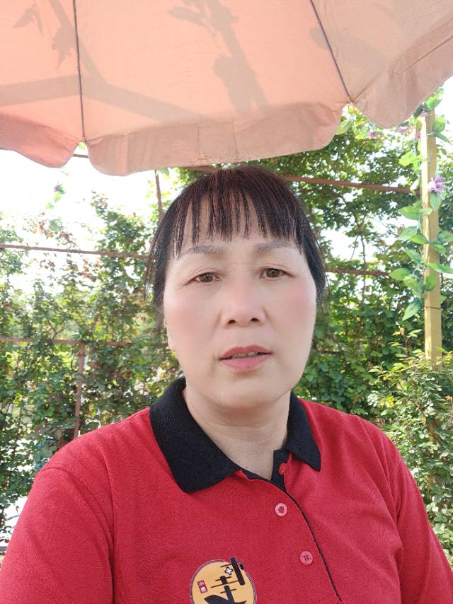 阿姨资料照片