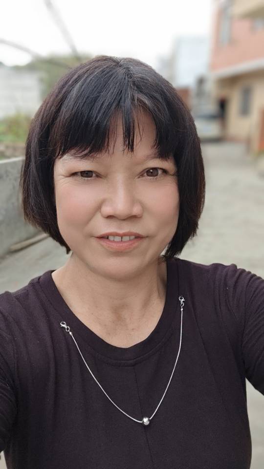 阿姨资料照片
