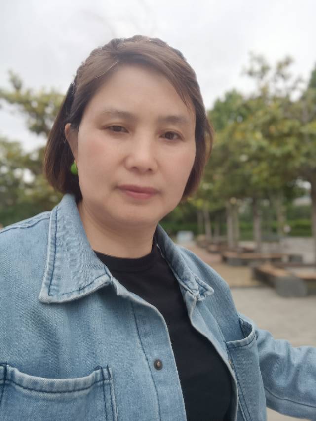 阿姨资料照片