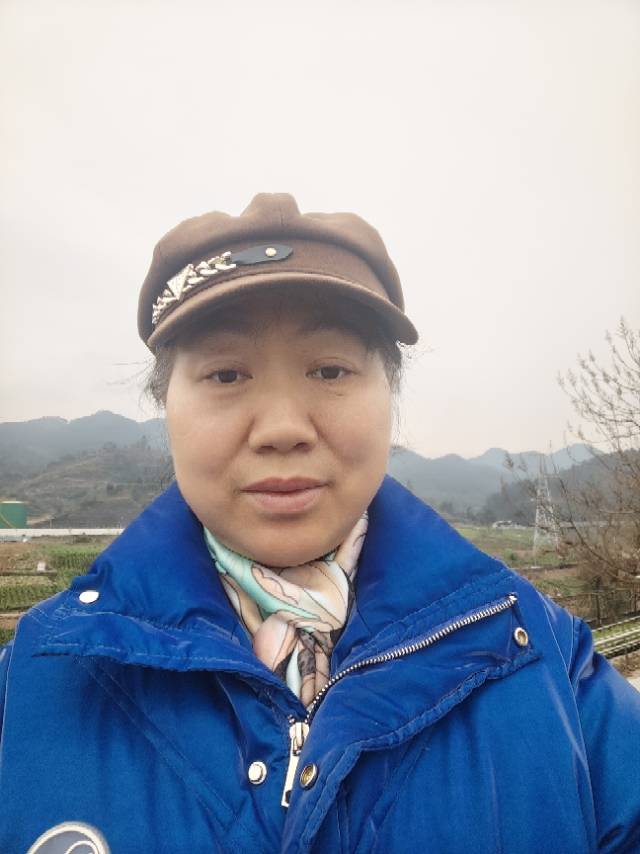 阿姨资料照片