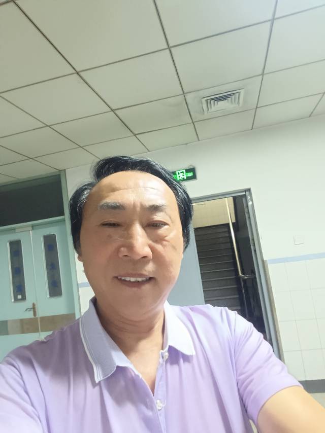 阿姨资料照片